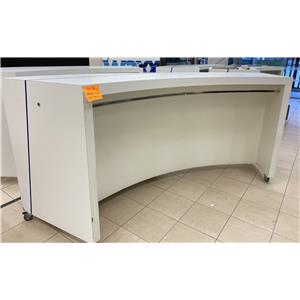 Lot 56

Rounded Apparel Fixtures on Wheels